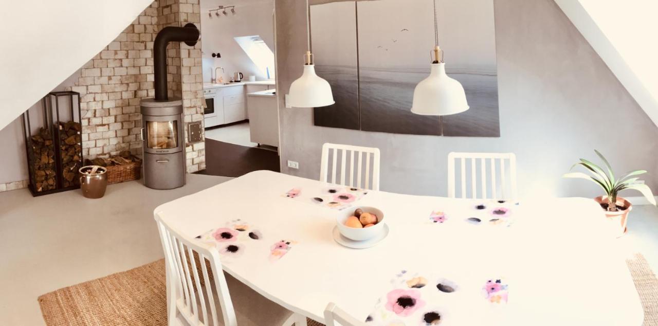Moorblick! Grosse Dachwohnung Mit Kamin Und Sauna Leck Exteriör bild